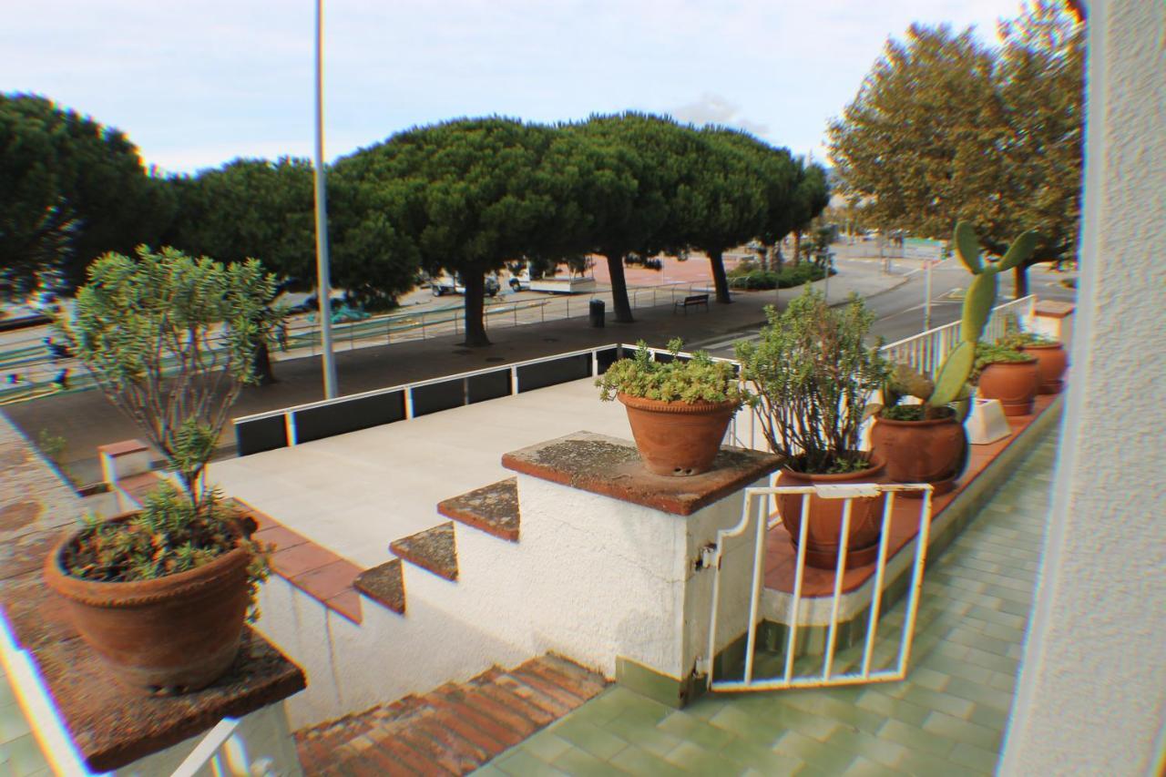 Agi Casa Puerto Villa Roses Luaran gambar